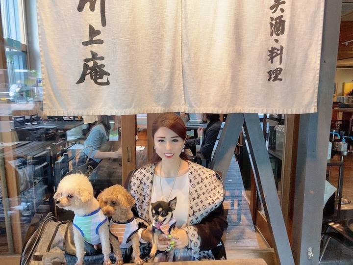 日本第一富婆！31歲就可年賺40億日圓曝光，奢華豪宅堆滿愛馬仕包包和現金