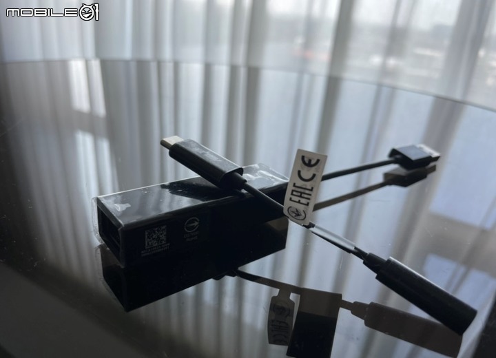 點我看大圖 工作新夥伴 UM425UA