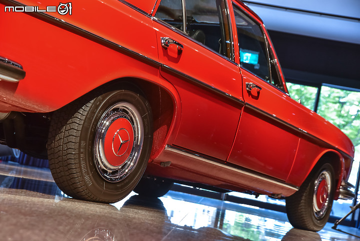 【採訪】三一東林導入BRABUS六星級整新工藝,耗資千萬以上的1971 Mercedes-Benz W108 280S首度亮相!