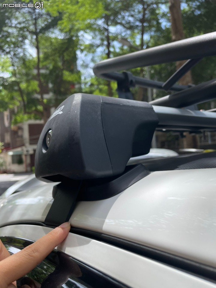 March的好朋友-專用車頂行李盤 安裝心得