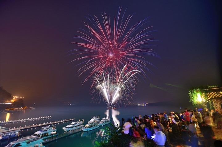 2021日月潭花火音樂嘉年華來了!來賞璀璨煙花、聽動人音樂