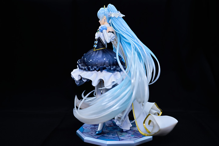 【開箱】雪ミクSNOW MIKU 2019 Snow Princess Ver.