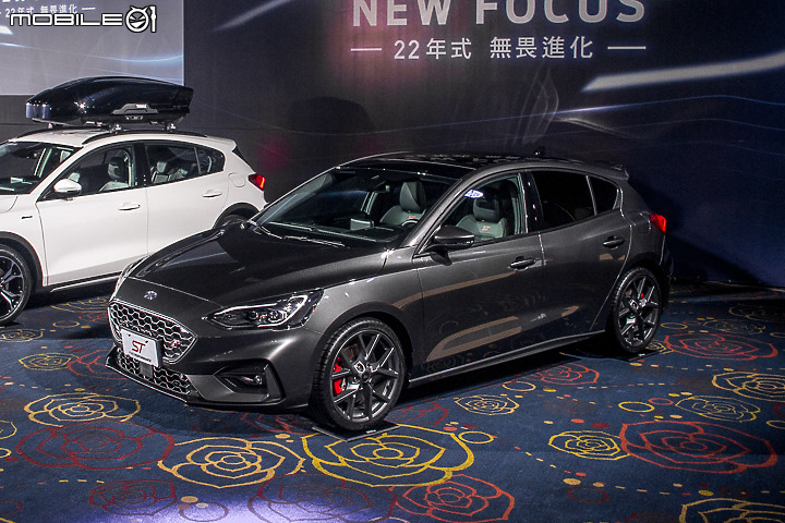 【採訪】Ford 2022 年式 Focus 加配備不加價正式上市,另有 Focus ST 6MT 驚喜登場!
