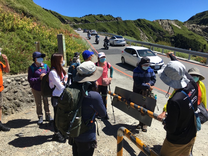 五座百岳一次走完--合歡群峰