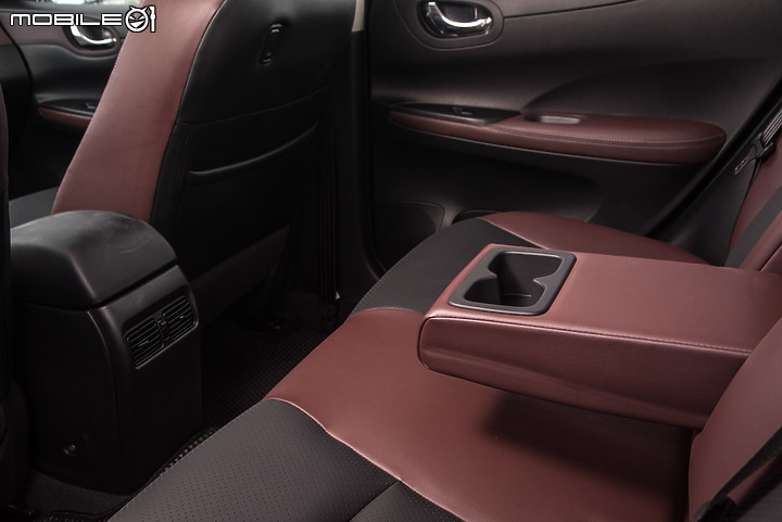 Nissan Tiida J 試駕|外型更顯俐落,實用至上的代步選擇!