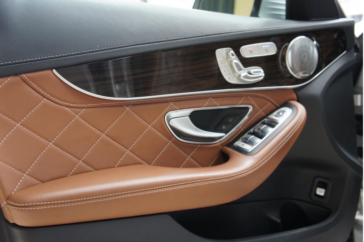 購車心得M-Benz W205 C300 designo