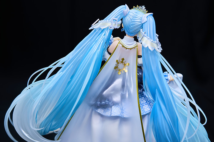 【開箱】雪ミクSNOW MIKU 2019 Snow Princess Ver.