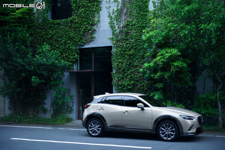 【國內新訊】Mazda推出2022年式CX-3,售價調整、新增配備建議售價77.9萬元起!