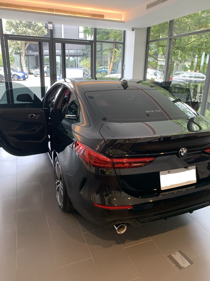 【開箱】BMW 218i Gran Coupe Edition Sport 黑色