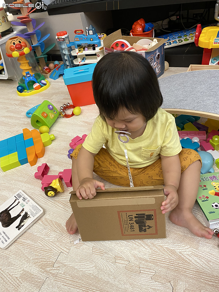 全台最年幼的iPhone13 pro Max開箱文
