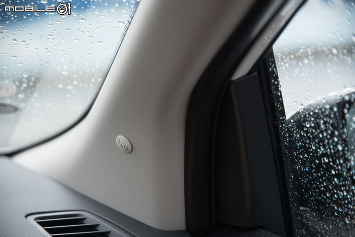 Nissan Tiida J 試駕|外型更顯俐落,實用至上的代步選擇!