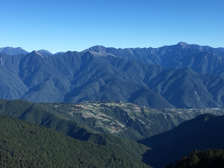 五座百岳一次走完--合歡群峰