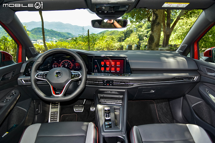 VW Golf GTI 八代試駕|鋼砲正宗,誰與爭鋒!