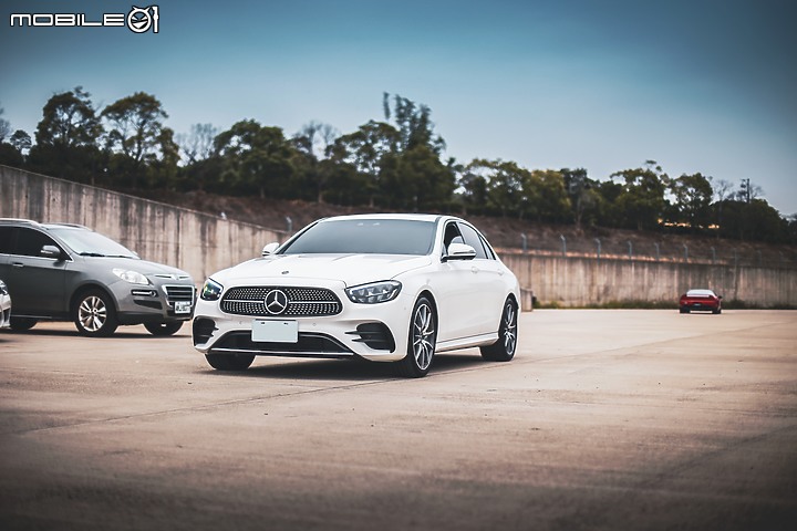 開箱 E300 AMG LINE (W213.5)