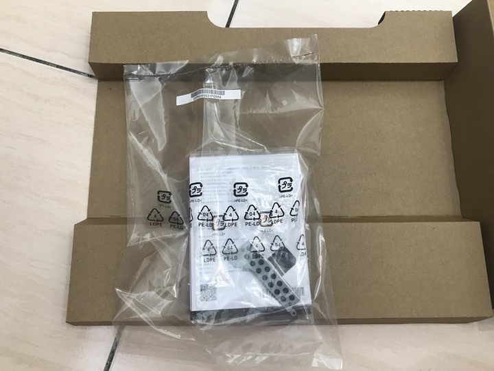人生第一台筆電!MSI GF63 Thin 10 SCSR 不專業開箱