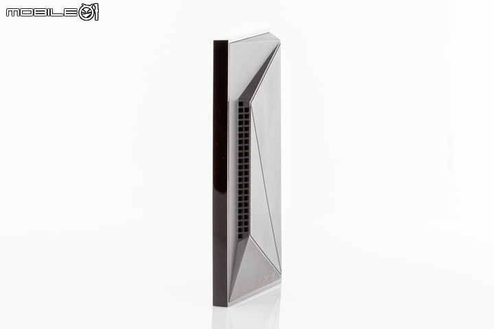 NVIDIA Shield TV Pro 遊戲機上盒開箱實測 不用主機也能暢玩 3A 遊戲大作