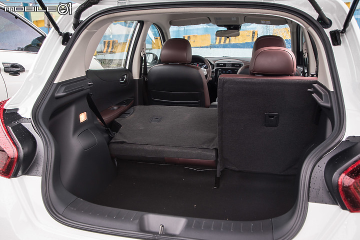 Nissan Tiida J 試駕|外型更顯俐落,實用至上的代步選擇!