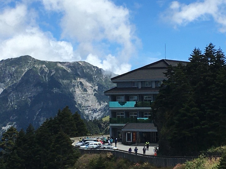 五座百岳一次走完--合歡群峰