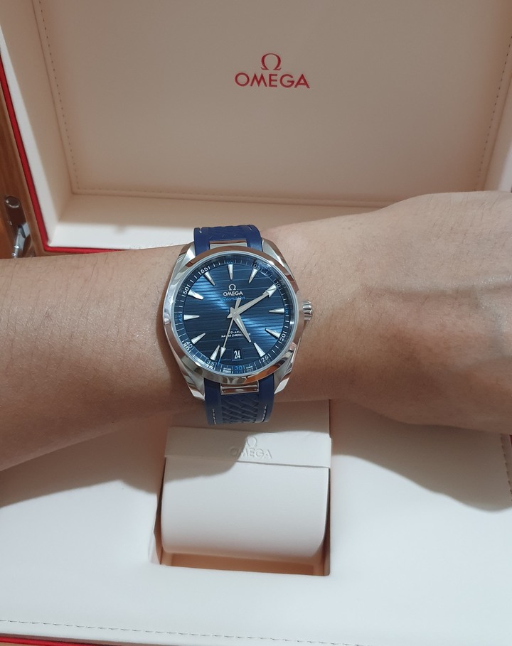 [開箱] Omega Aqua Terra 41mm 藍面