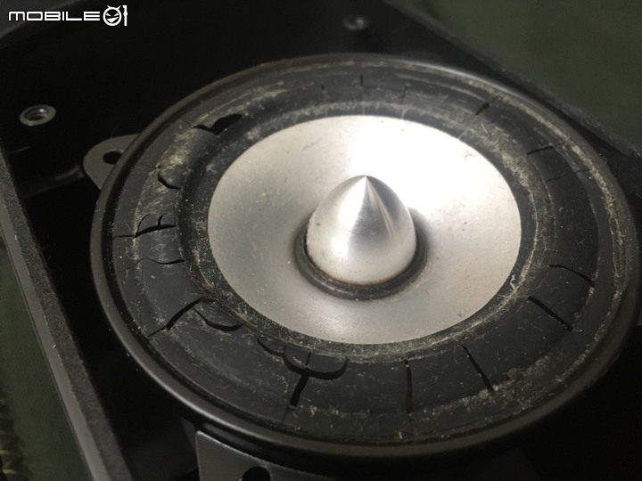 z906喇叭這個還有救嗎?喇叭膜(懸邊)?使用年限問題?平時保養方式?延長使用期限?