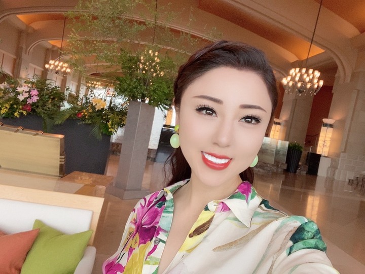 日本第一富婆！31歲就可年賺40億日圓曝光，奢華豪宅堆滿愛馬仕包包和現金