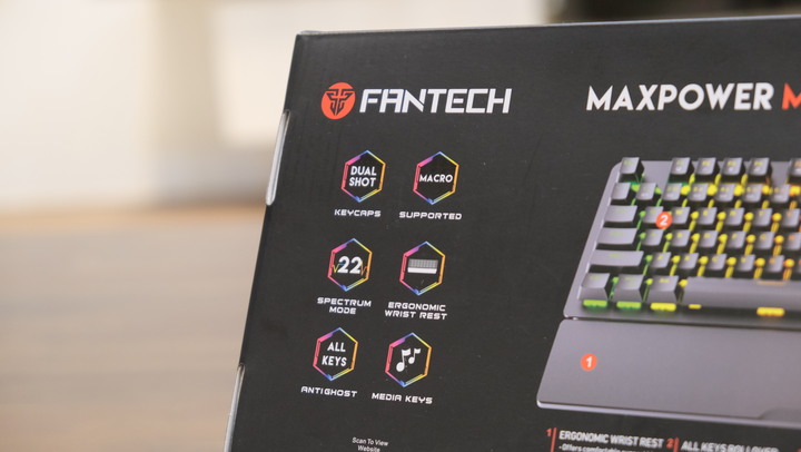擁有多種RGB背光模式的一把機械式鍵盤 | FANTECH MK853 使用體驗