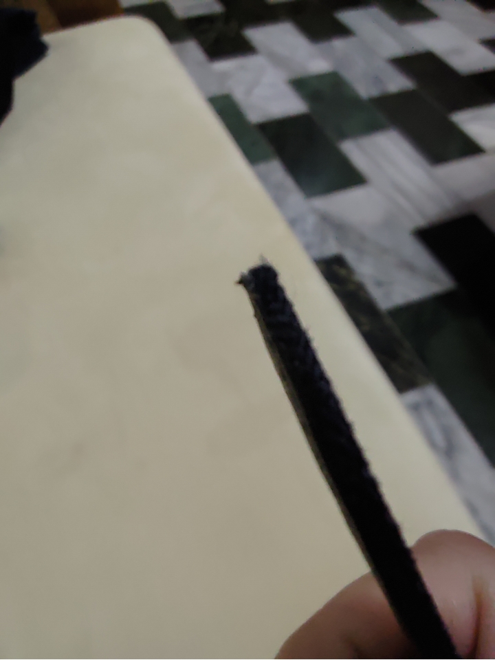 錶帶 內襯皮革跟帆布脫落