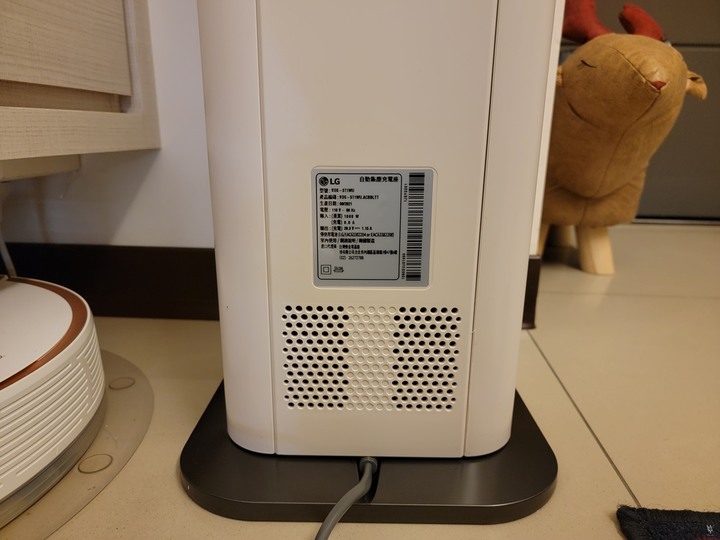 點我看大圖 ::: 就。很。美。::: LG A9T 雪霧白太空站 濕拖無線吸塵器 體驗分享