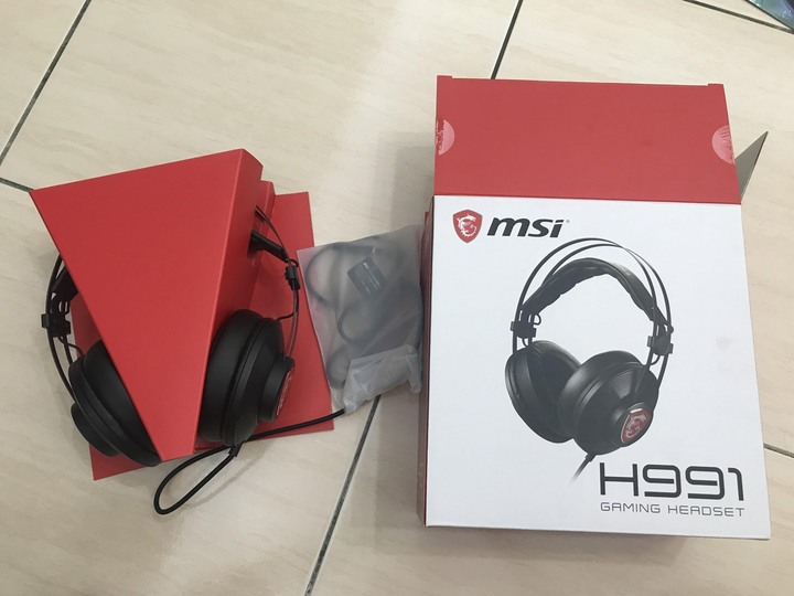人生第一台筆電!MSI GF63 Thin 10 SCSR 不專業開箱