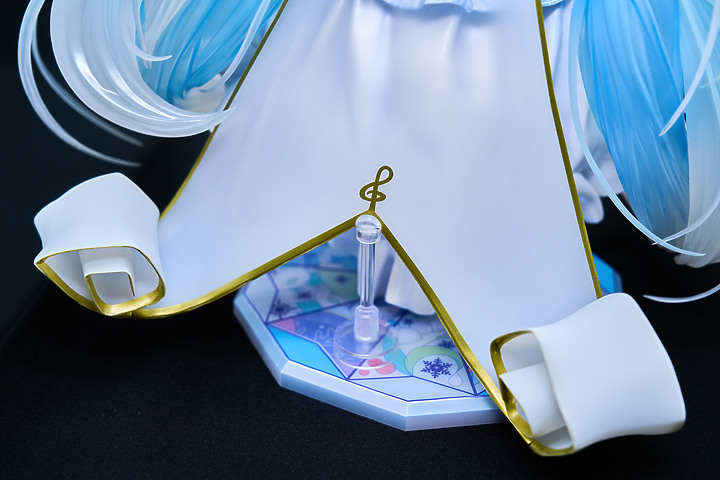 【開箱】雪ミクSNOW MIKU 2019 Snow Princess Ver.