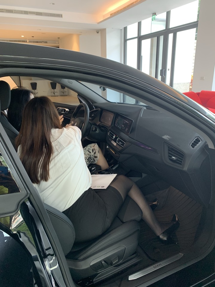 【開箱】BMW 218i Gran Coupe Edition Sport 黑色