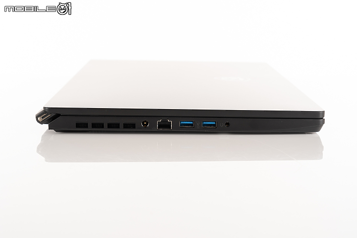 MSI GS76 Stealth 測試報告｜誠意滿點的薄型龍魂筆電