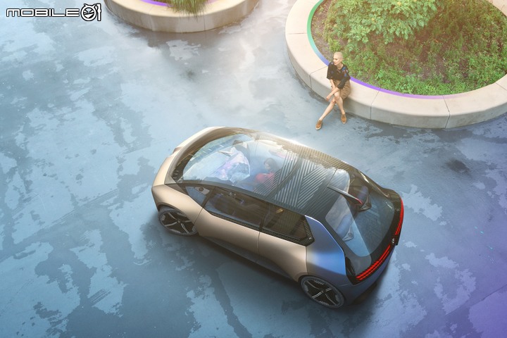 【海外新訊】BMW發表「i Vision Circular」純電概念車,100%回收原料打造、強調環保與永續經營!