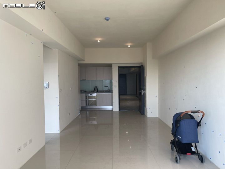 ★圓圓貓新屋開箱★ 藝術家構圖的歐式典雅現代風 ,魔術手筆下視覺魔法的小豪宅【台中首購】