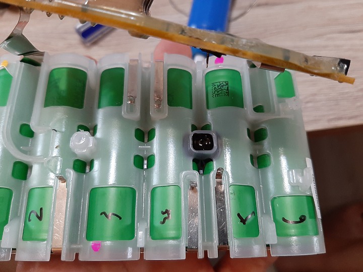 Dyson電池拆解更換與您可以也好奇的幾個問題!