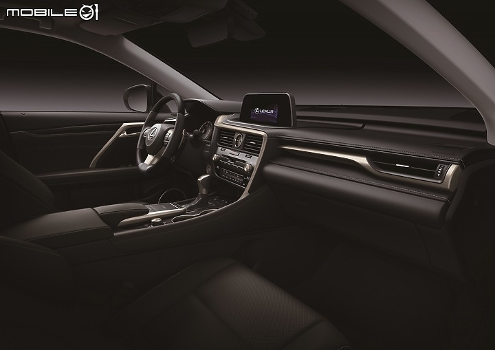 【國內新訊】Lexus RX 22 年式升級標配 Lexus Link 智能車載系統,另推出 RX 300「曜黑時尚版」!