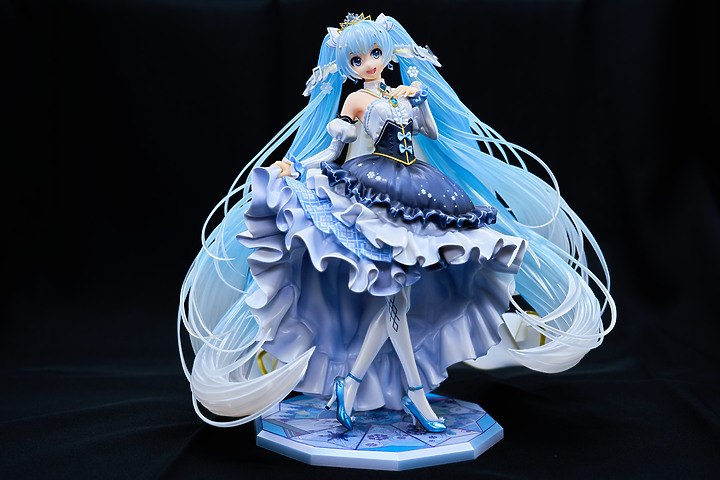 【開箱】雪ミクSNOW MIKU 2019 Snow Princess Ver.