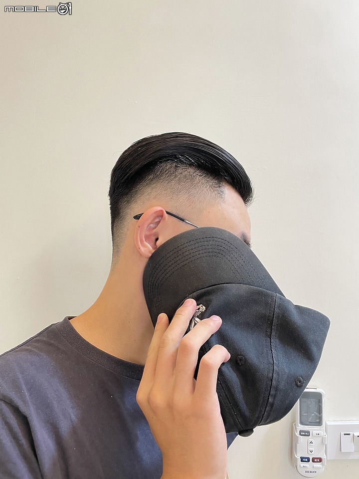 點我看大圖 Uppercut Vantasy Deluxe Pomade 拳擊手豪華髮油 詳細測試