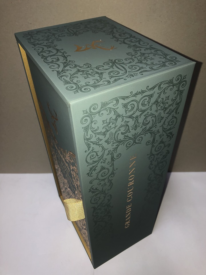 格蘭父子新酒款開箱與封存：百富25年單一純麥&格蘭菲迪26年干邑桶