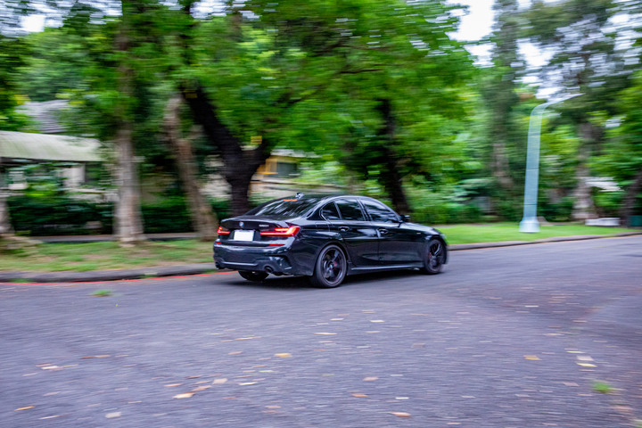 BMW G世代 330i Midnight Edition 夜型版 微開箱不專業分享 高清圖片!
