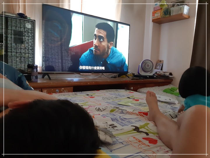防疫在家靠什麼？就靠Panasonic TH-65JX900W Android TV吧！