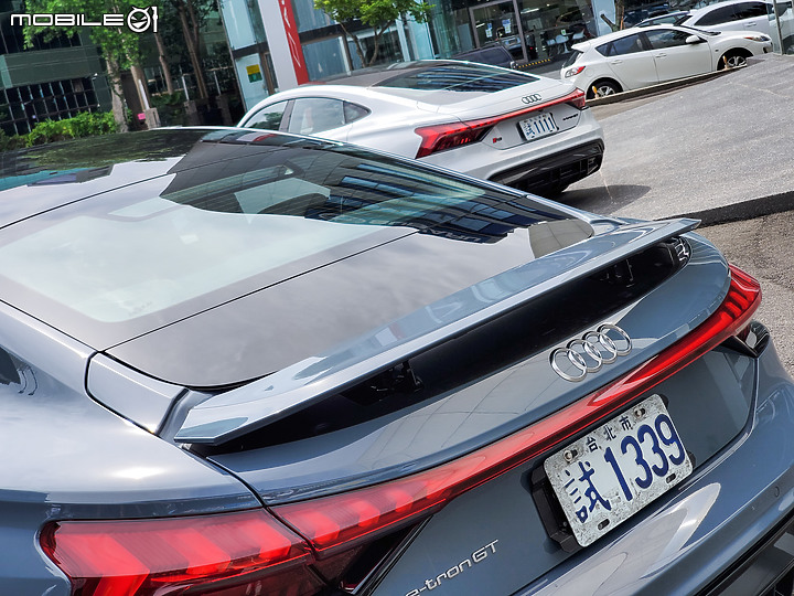 【搶先體驗】Audi電動跑房e-tron GT quattro輕度試駕,意外舒適的GT跑房!