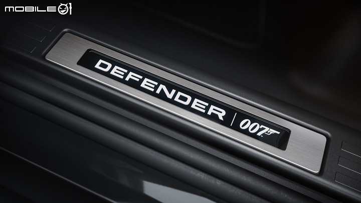 【海外情報】限量300輛化身特務坐駕,Land Rover推出「Defender V8 Bond Edition」!