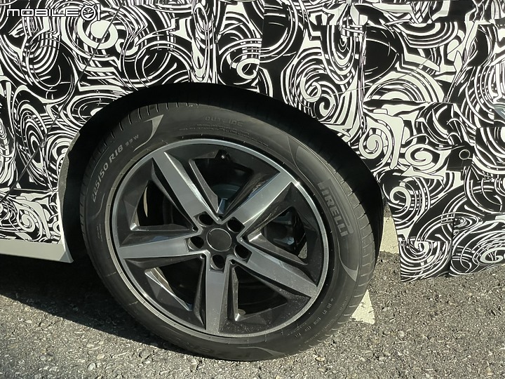 【道路直擊】大改款BMW 2 Series Active Tourer偽裝車在台路試中,預計本月海外發表!