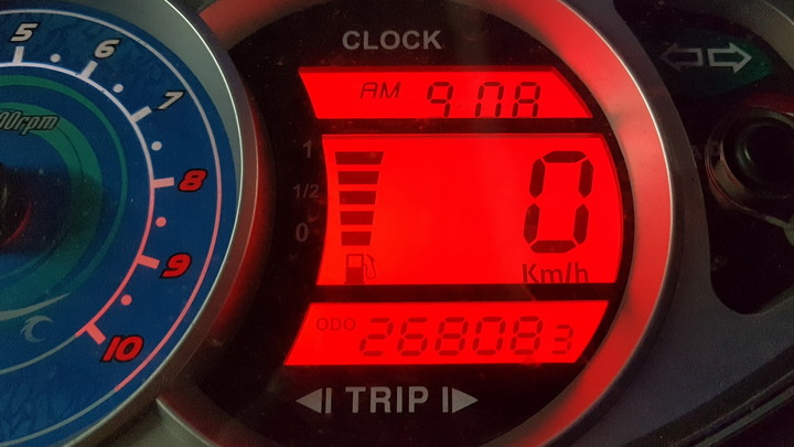 KYMCO VP125Fi 液晶儀表修復兼背光改裝工程