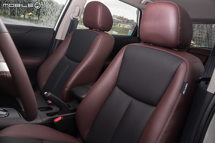 Nissan Tiida J 試駕|外型更顯俐落,實用至上的代步選擇!