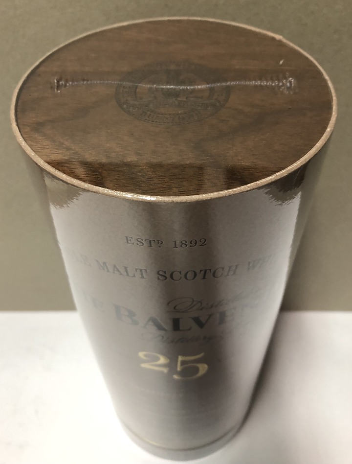 格蘭父子新酒款開箱與封存：百富25年單一純麥&格蘭菲迪26年干邑桶