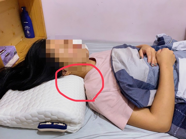 10年來都不睡枕頭,第一次睡到很想推薦的記憶枕-枕上人