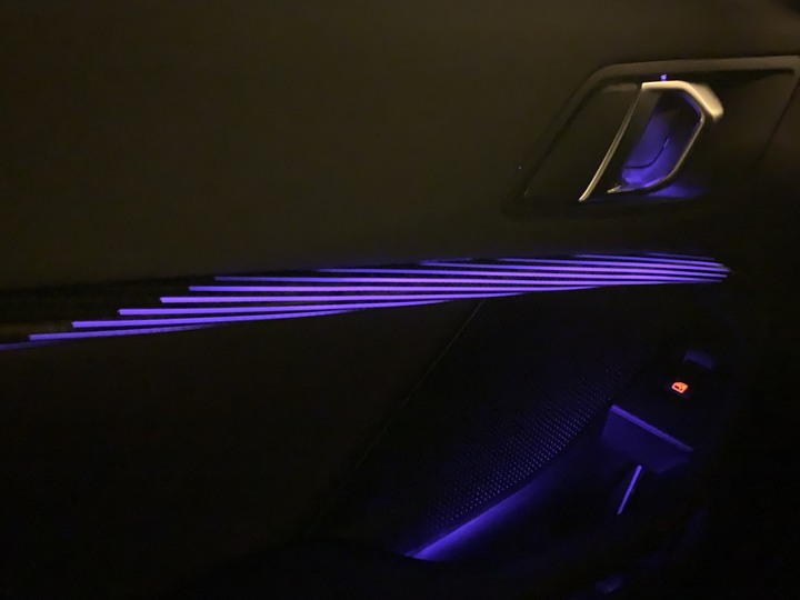【開箱】BMW 218i Gran Coupe Edition Sport 黑色
