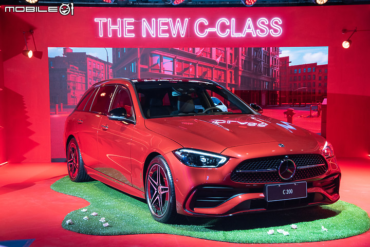 【賞實車】大改款Mercedes-Benz C-Class實車更漂亮,C180房車自210萬元起!